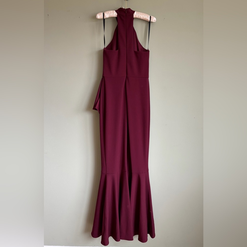 ✨$40✨Betsy & Adam Cascading Ruffle
Maxi Gown | Burgundy | Sz 2 - Picture 6 of 9